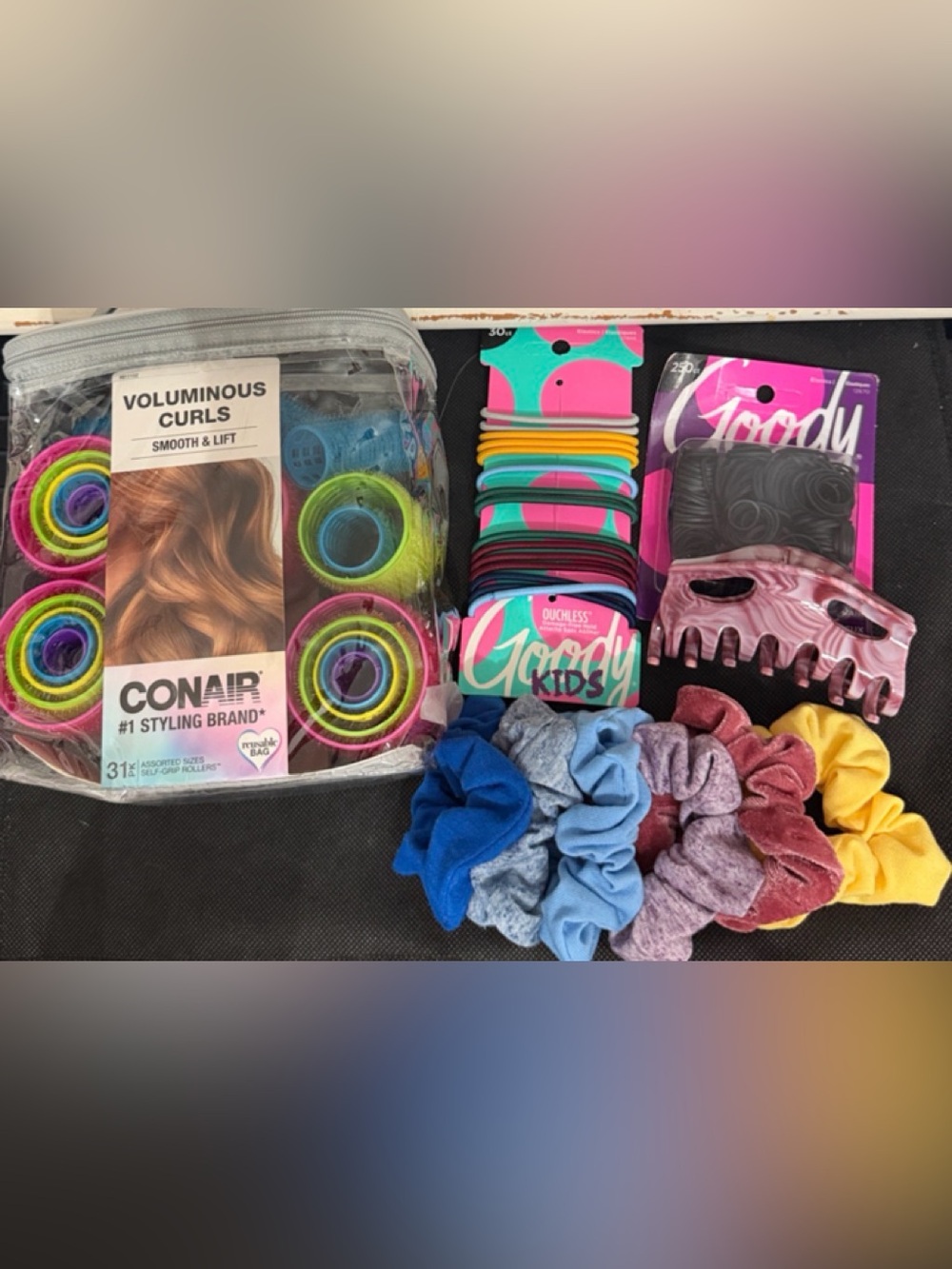 Lot of 10 Hair miscellaneous hair accessories - never used
